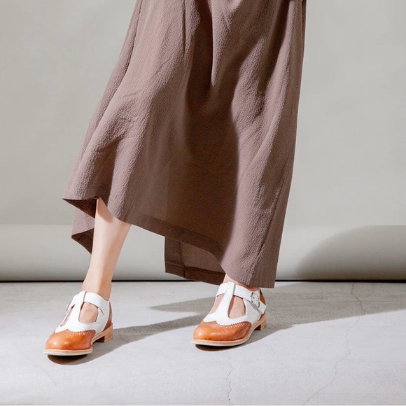 Anthropologie All Black Two-Tone Brown Leather Mary Jane Shoes Belted Wings NWT - Picture 9 of 16